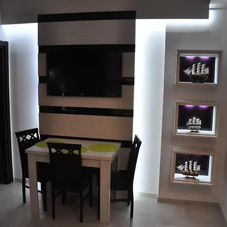 Apartament Oscar Summerland *
